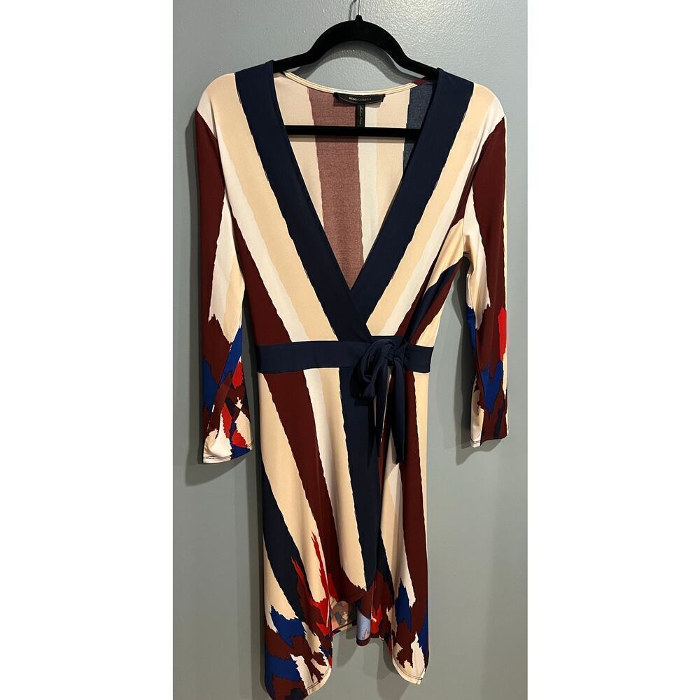 EUC BCBGMAXAZRIA Isabella Wrap Dress - Women's Size Small - Picture 2 of 9